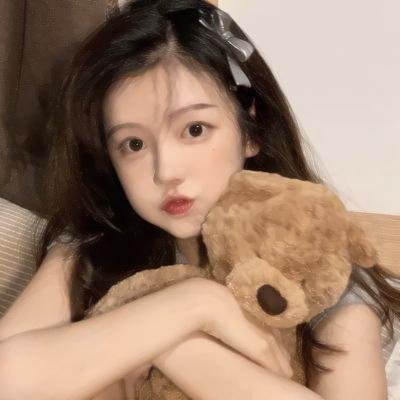 锁红颜